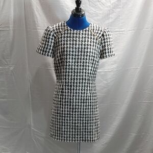 Milly Black and White Short Sleeve Mini Dress size 4  Chic Mod Style